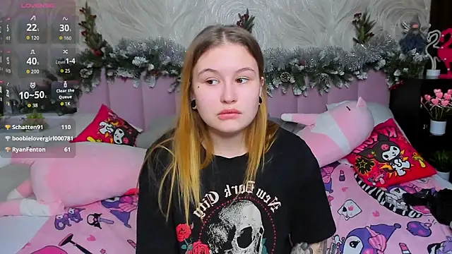 MilanaXHoney's cam snapshot