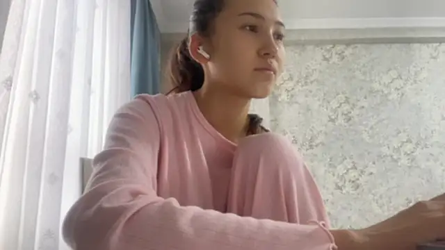 AyaWink's cam snapshot