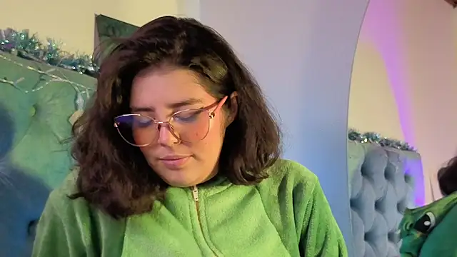 Paola_Lyon_'s cam snapshot