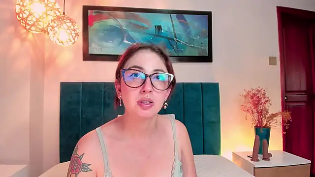 Emilywatsonn's cam snapshot