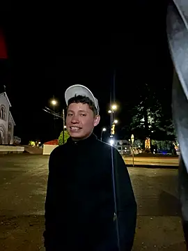 elfernh's cam snapshot