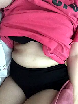 Ginyy112's cam snapshot