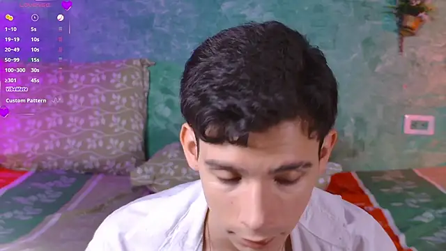 VicenteFerrer live sex cam