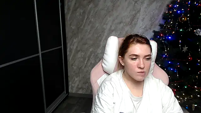 Reginasmilee's cam snapshot