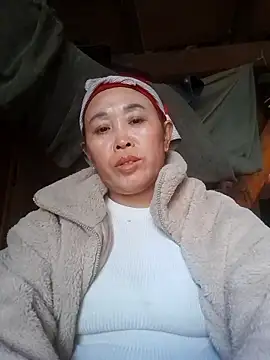 dakota-kis's cam snapshot