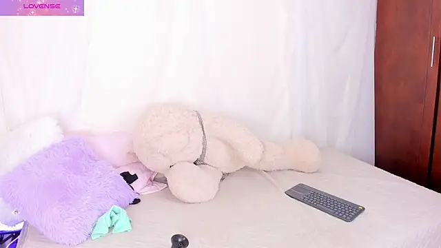 thalia_cutewc's cam snapshot