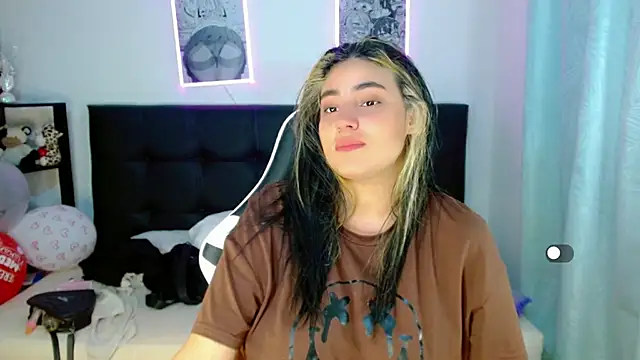 Emily_vill's cam snapshot