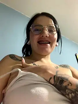 Gabyy_park's cam snapshot