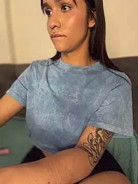 Isabella-Teen's cam snapshot