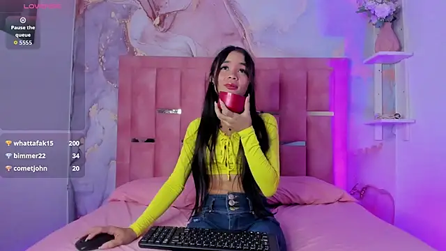 Isis_Blaze's cam snapshot