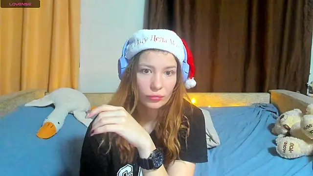 Eva_purrr_'s cam snapshot