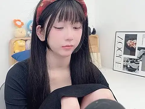 lnua-lnua live sex cam