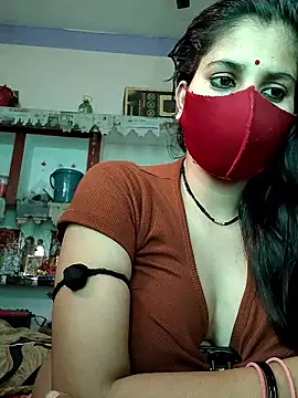 Maahi-Queen live sex cam