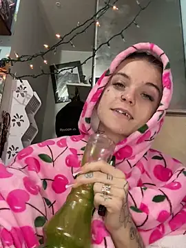 ittybittymeryssa live sex cam