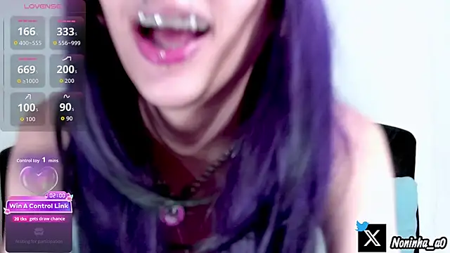 Noninha_ live sex cam