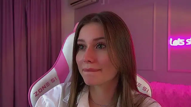 DianaVert's cam snapshot