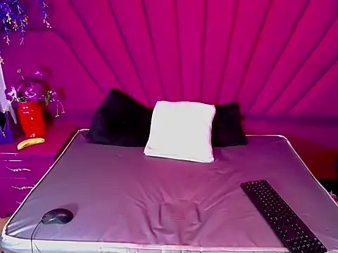 JulietaDiamond's cam snapshot