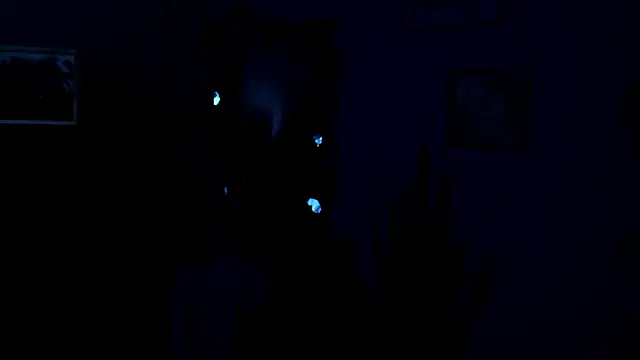 Kenia_tompson01's cam snapshot