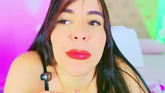 CharlootteEvans's cam snapshot