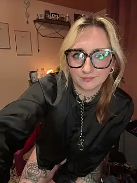 kInk_with_me's cam snapshot