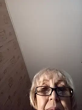 Anatolia5961's cam snapshot