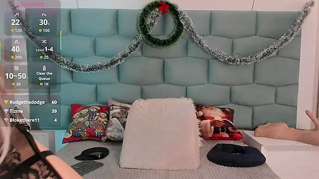 MiaMancini live sex cam