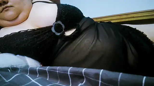 nicholle's cam snapshot