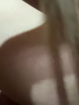 LylyPink68's cam snapshot