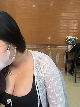 hide_from_colleagues's cam snapshot