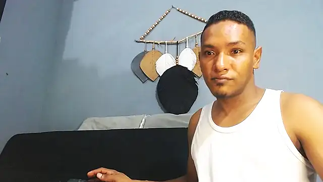 Grandeygruesa1 live sex cam