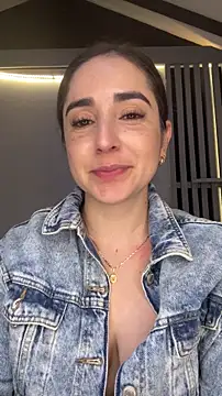 Vicky-Andrade live sex cam