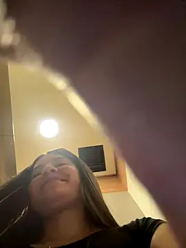 Isabella21_'s cam snapshot