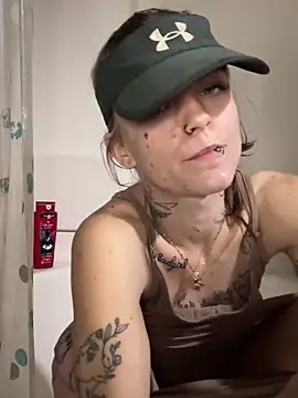 ittybittymeryssa live sex cam