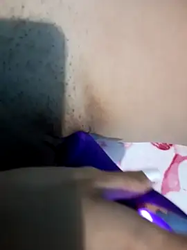 bellaandthebeast's cam snapshot