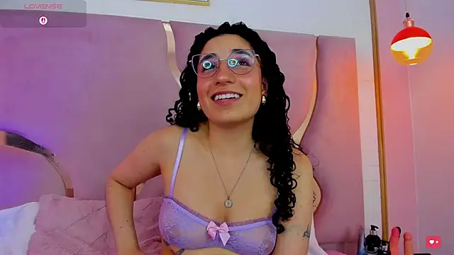 DemiJones_ live sex cam