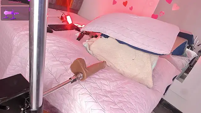 Hilary_Smile_'s cam snapshot