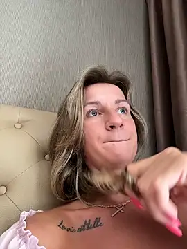 EvvaMur's cam snapshot