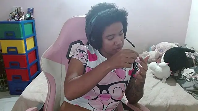 TiffanyRoouse live sex cam