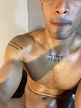 Maicol_xxxx live sex cam