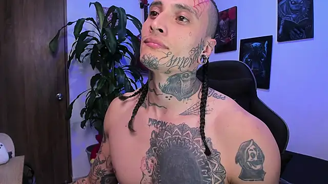 Ryuk_it live sex cam