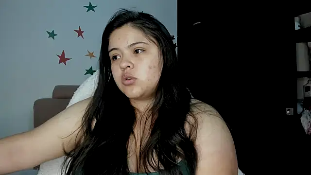 lizzie_c's cam snapshot