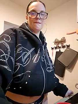 JUJUICY- live sex cam