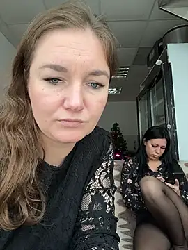 VaryaRose live sex cam