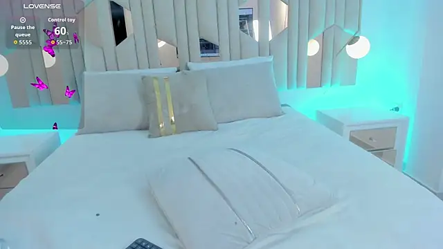 sofi_zaens's cam snapshot