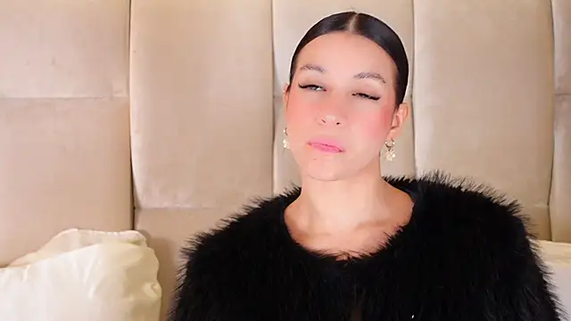 KiraKayleigh1's cam snapshot