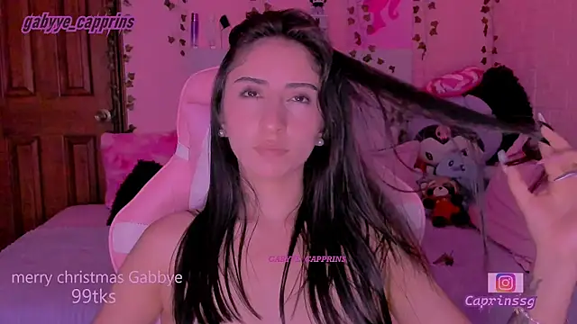 gabyye_capprins's cam snapshot