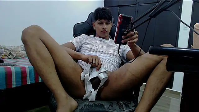 xPowerBoyx live sex cam