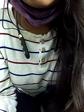 Ananya_34 live sex cam