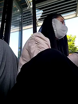 Lucky-2x's cam snapshot