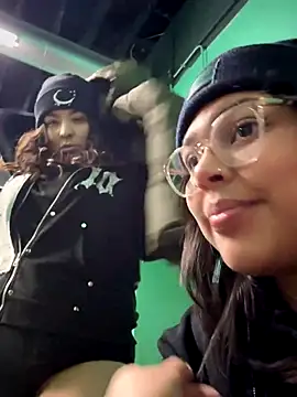 LunaMaeX0 live sex cam